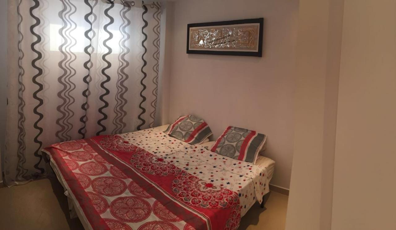 Levante Beachfront Luxury Apartment Бенидорм Экстерьер фото